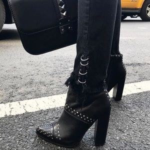 Black Zara jeans with ring details